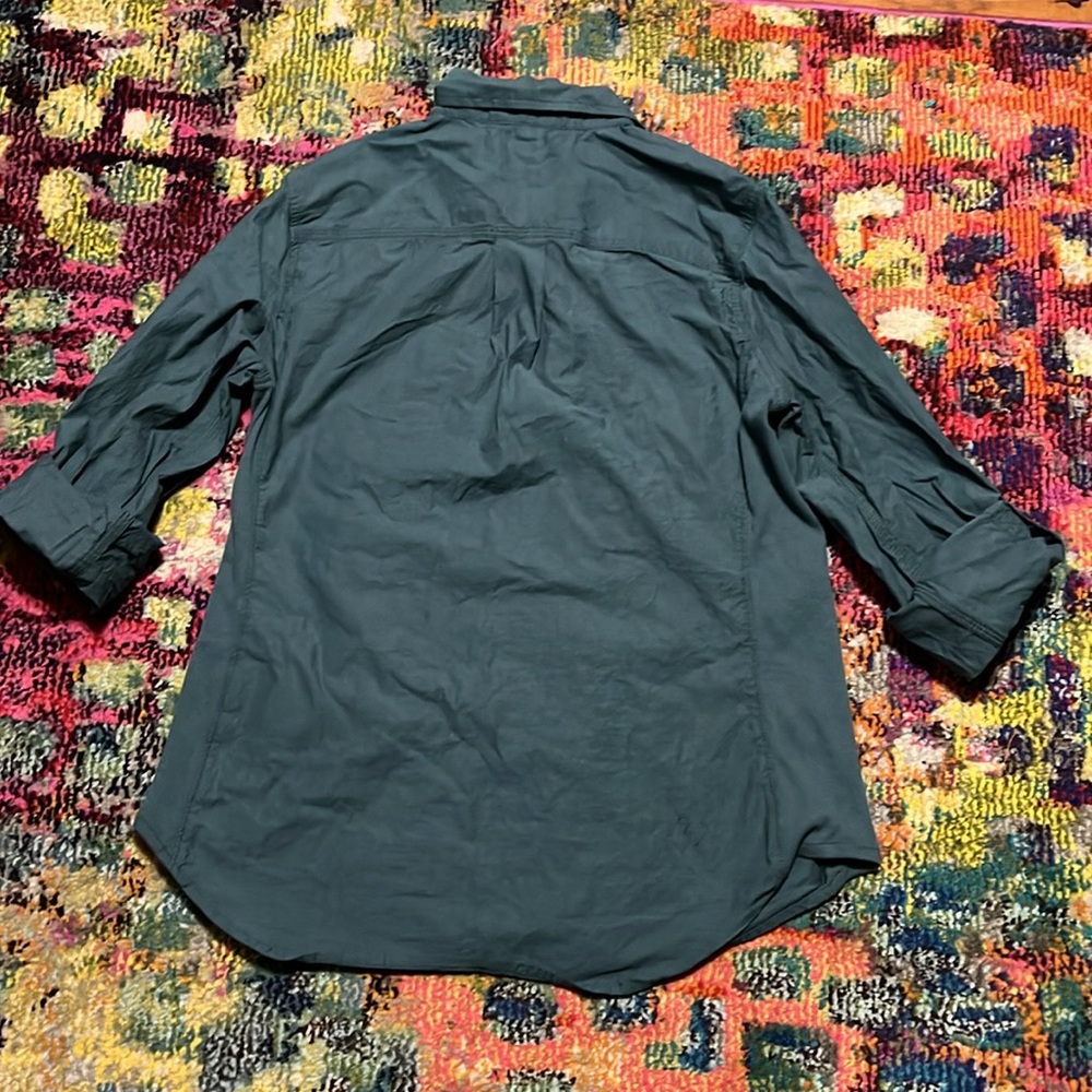 Carhartt button up women’s shirt. Deep teal color. Size M - Picture 8 of 8